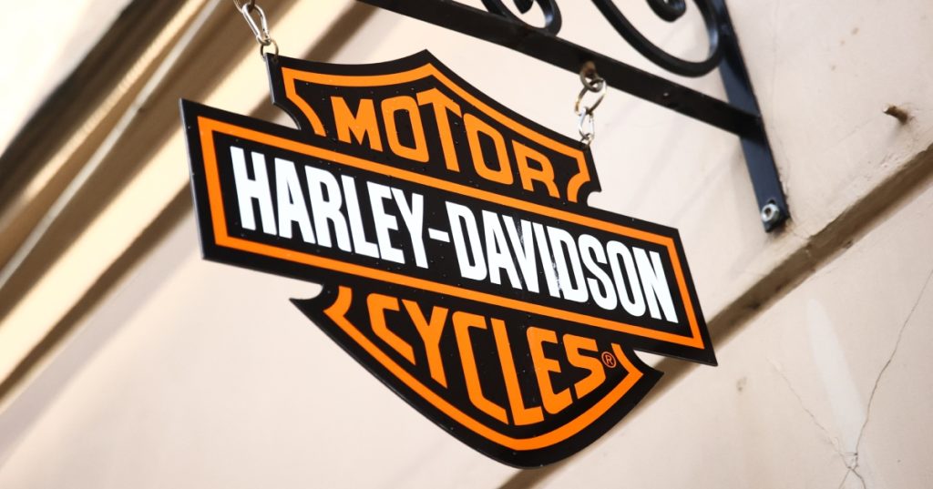 Harley Davidson rejects military wife’s late check – sends heartwarming note
